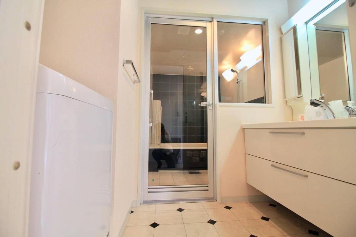 Ferienwohnung Luxes - 10 Min Hiroshima Station & 2Br Up To 10P Exterior foto